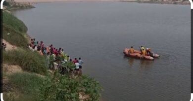 Odisha Breaking : बड़ा हादसा.! ओडीसा के झारसुगड़ा में महानदी में नाव पलटने से 7 की मौत…कई लापता…पढ़ें पूरी खबर